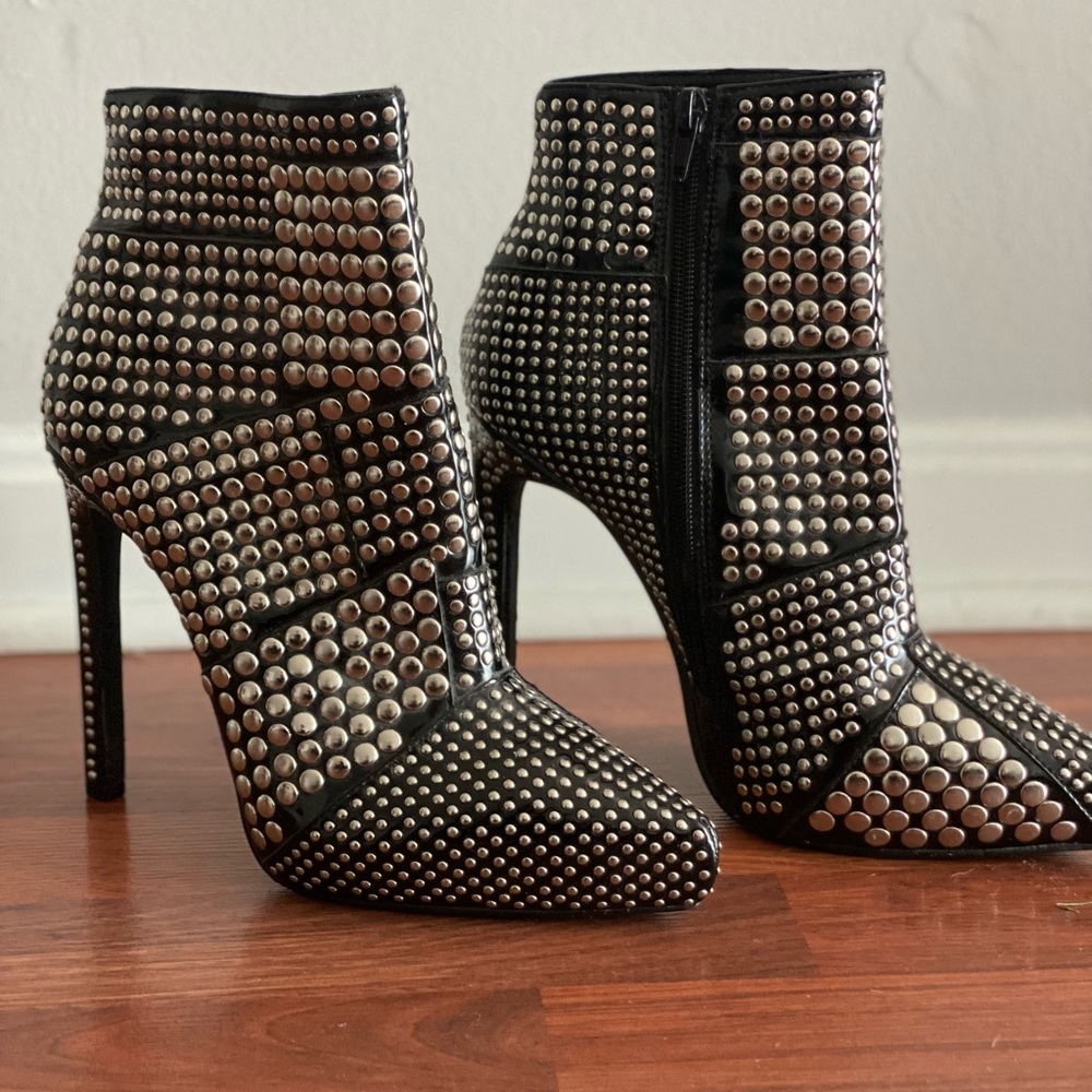 💫 Vintage NEVER WORN Jeffrey Campbell Studded Ankle Boots 💫 Size 7